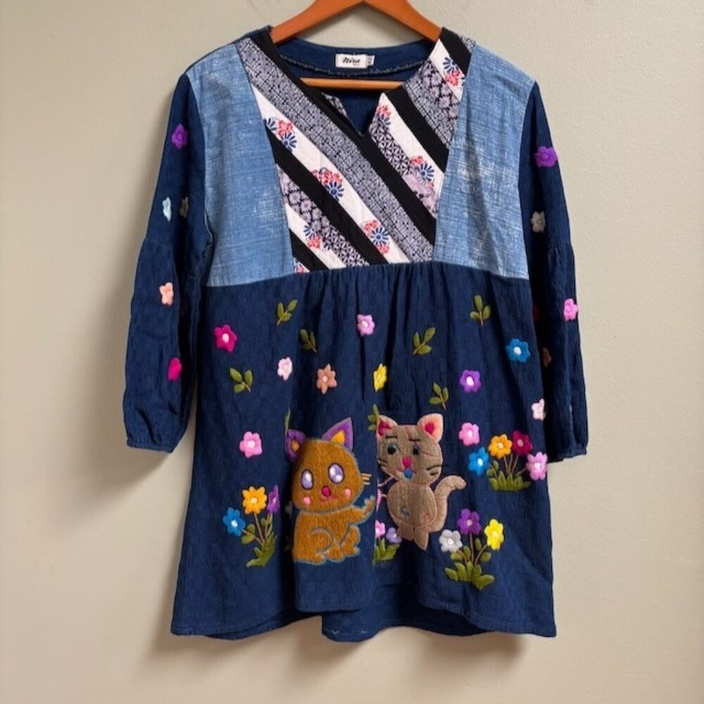 Mira Closet Womens Embroidered Lagenlook Tunic Top Artsy Size *L Cat Dog Flowers